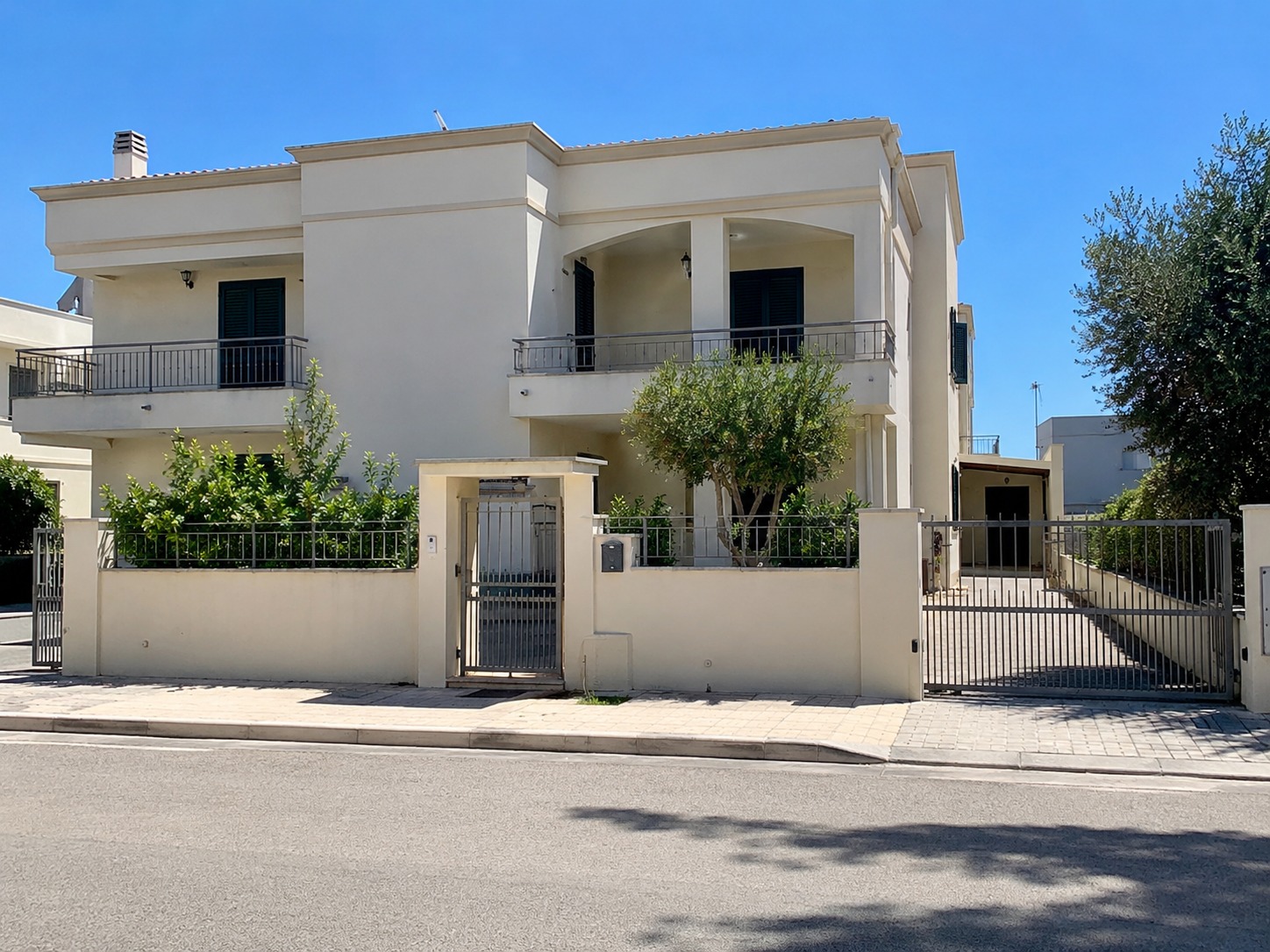 Adelfia – Canneto – 4-Zimmer-Wohnung 0272